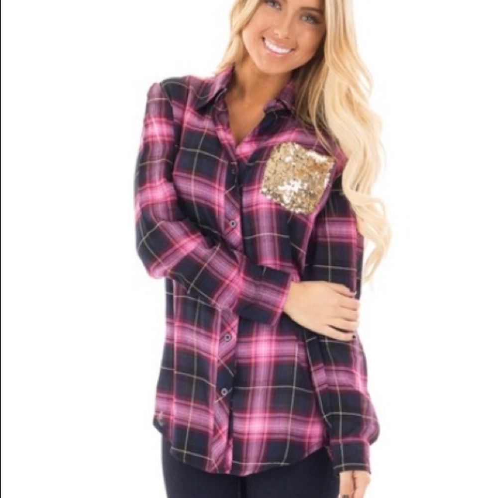 Boutique Flannel top size small